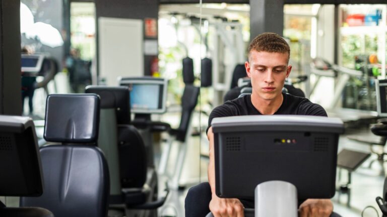 The Cost of Staying Analog: How Fitness Companies Lose Revenue Without Technology